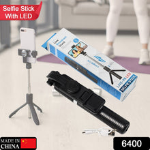 Selfie stick with phone holder and built-in Bluetooth remote